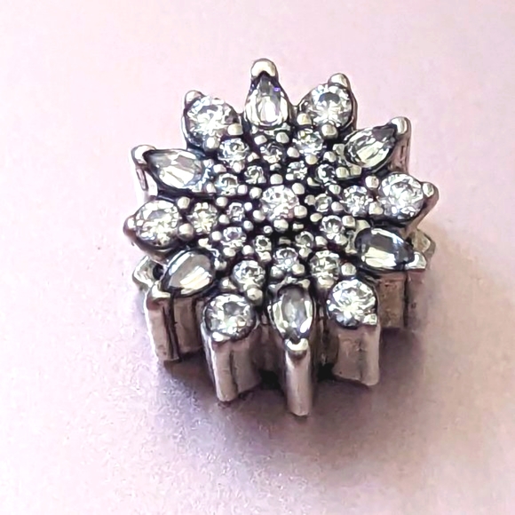 Pandora Ice Crystal Snowflake Charm - Picture 2 of 10